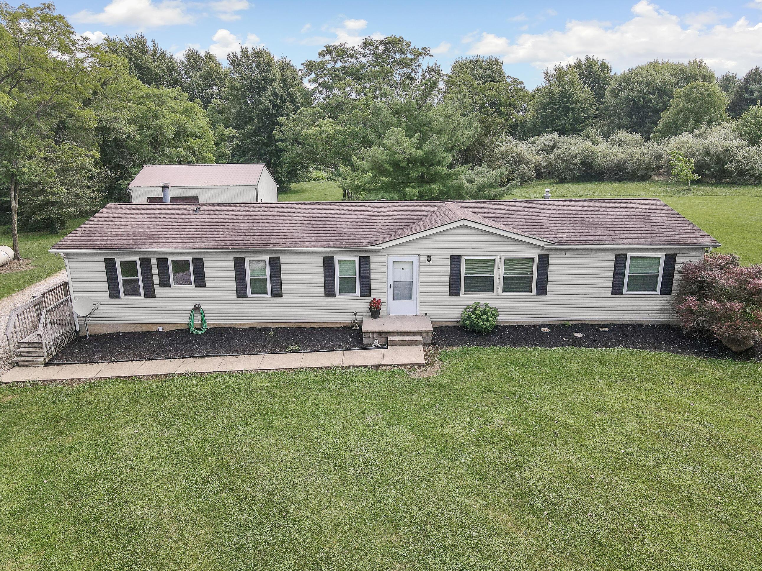 1700 Burnside Road Northwest Pataskala, OH 43062 - Photo 39 of 44