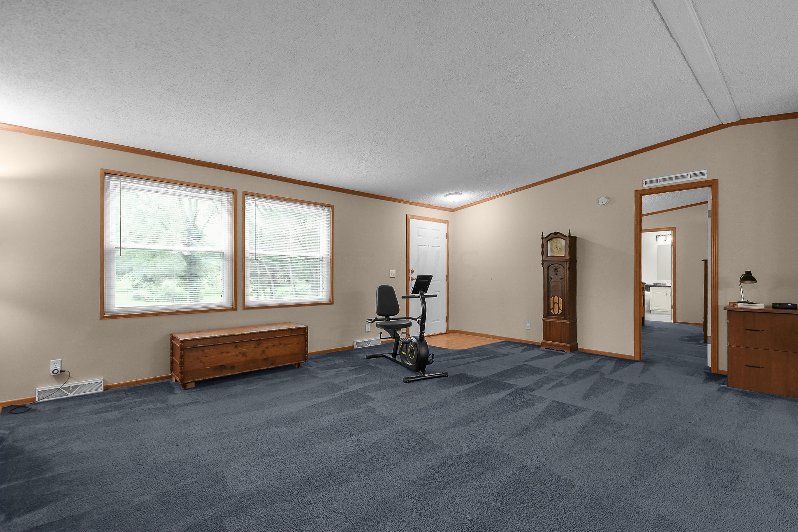 1700 Burnside Road Northwest Pataskala, OH 43062 - Photo 7 of 44