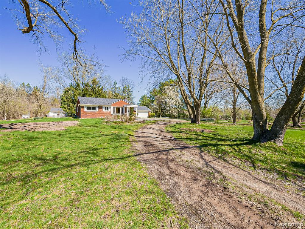 8701 Brookville Road Plymouth, MI 48170 - Photo 47 of 51