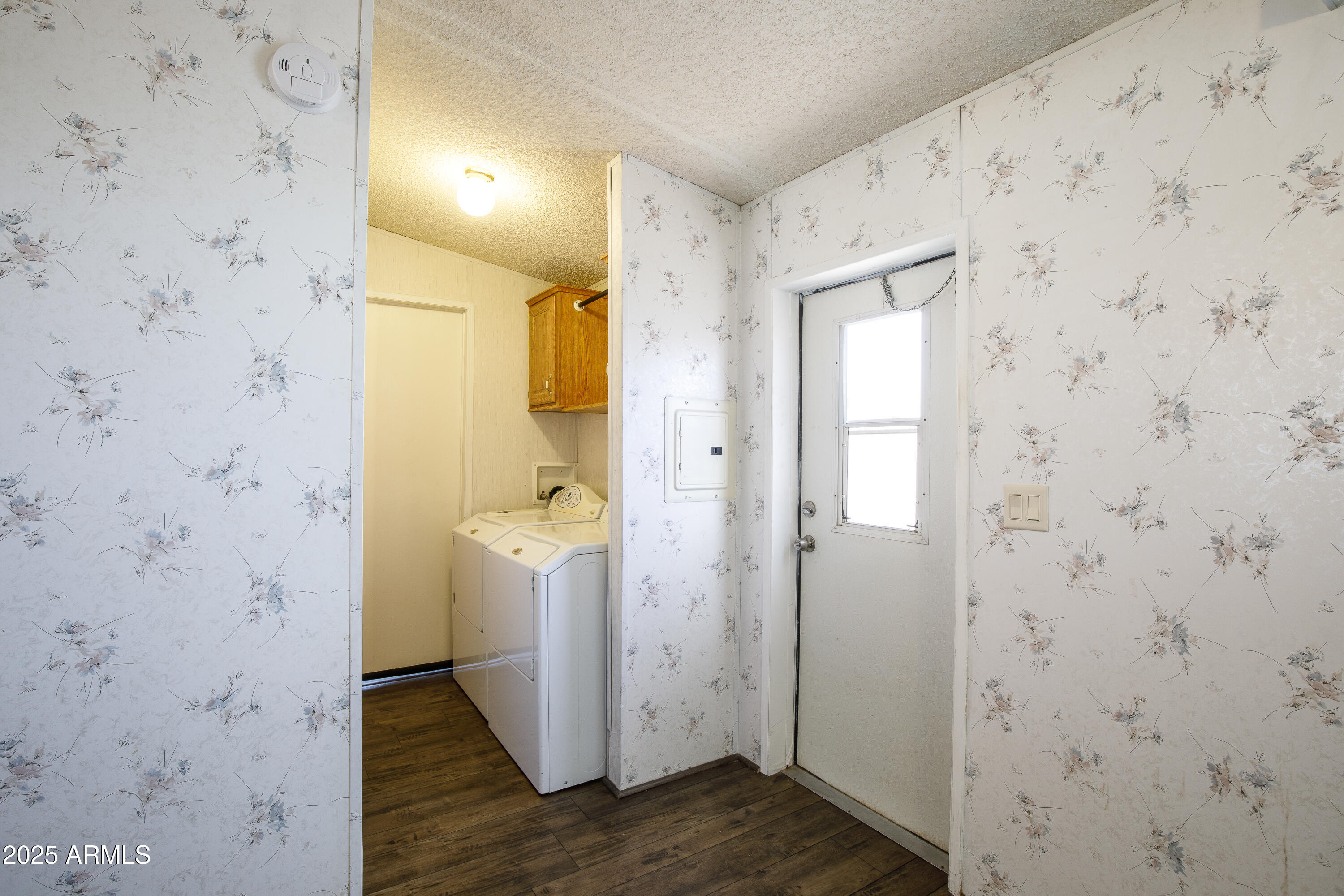2523 East Contention Mine Road, Unit 34 Phoenix, AZ 85032 - Photo 6 of 11 2523 E Contention Mine Rd-8