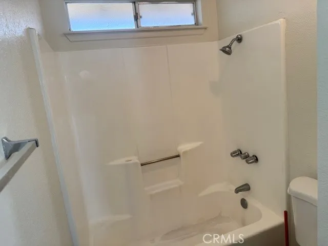 $1,450 | 10655 Cochiti Road, Unit 4, Apple Valley, CA 92308