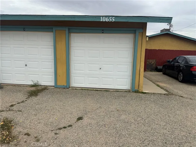 $1,450 | 10655 Cochiti Road, Unit 4, Apple Valley, CA 92308