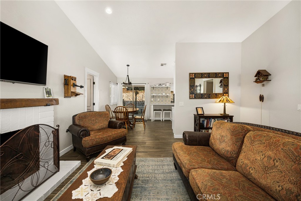 1116 West Craig Street Rialto, CA 92377 - Photo 6 of 37