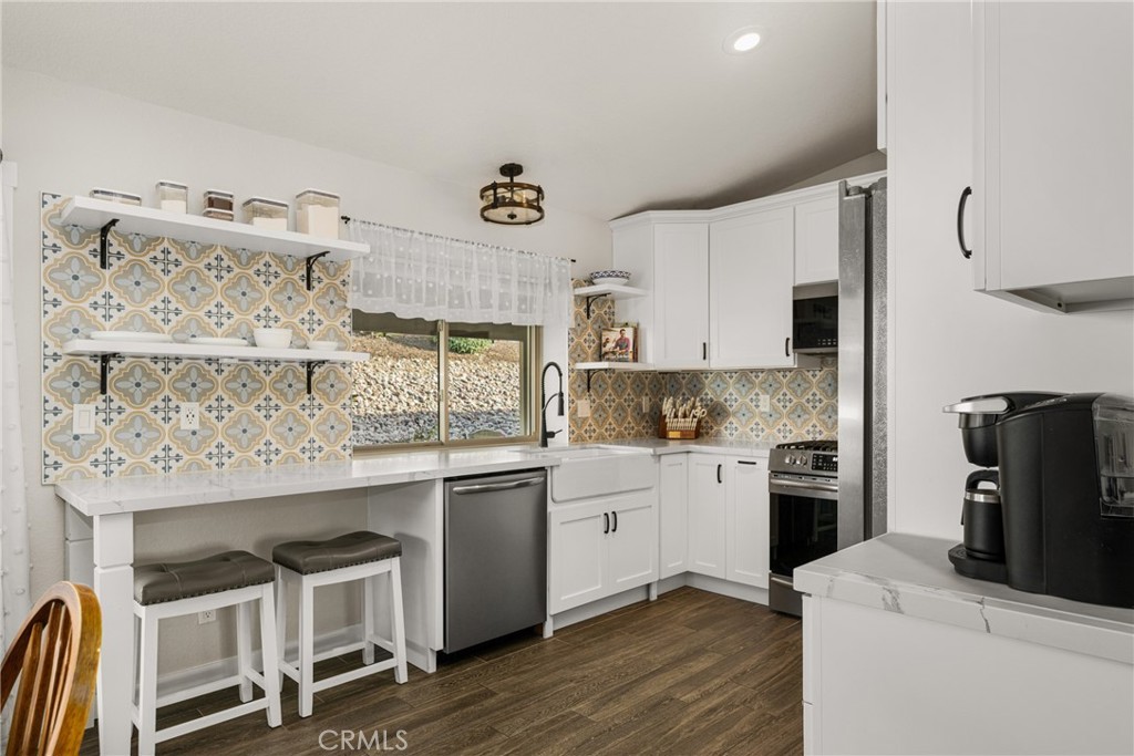 1116 West Craig Street Rialto, CA 92377 - Photo 9 of 37