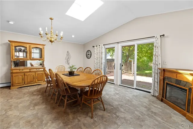 $314,900 | 2812 Ogden Place, Utica, NY 13501