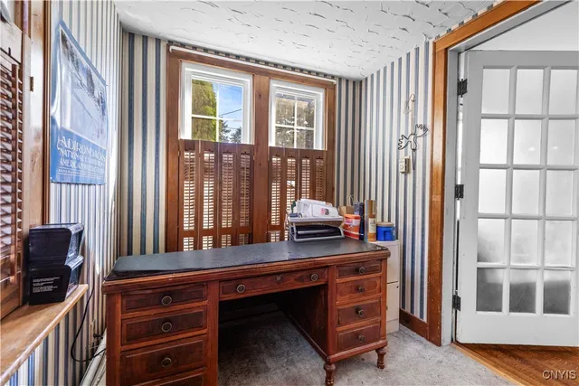 $314,900 | 2812 Ogden Place, Utica, NY 13501