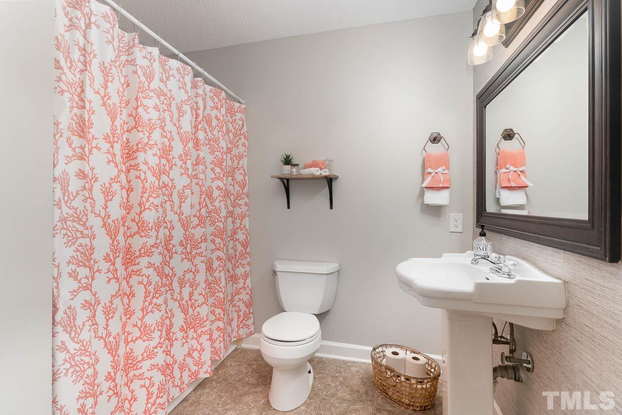 6405 Shadow Court Raleigh, NC 27613 - Photo 20 of 25