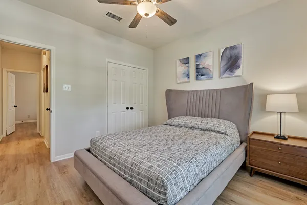 $4,700 | 3 East Night Heron Place, The Woodlands, TX 77382