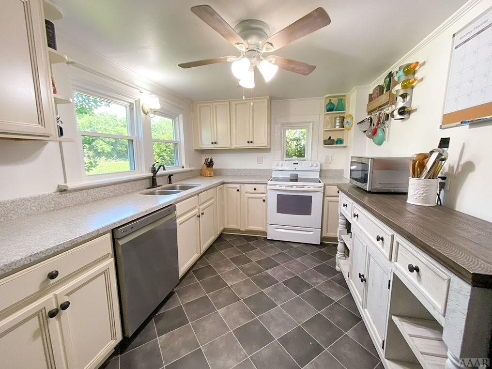 2633 Virginia Road Edenton, NC 27932 - Photo 10 of 35