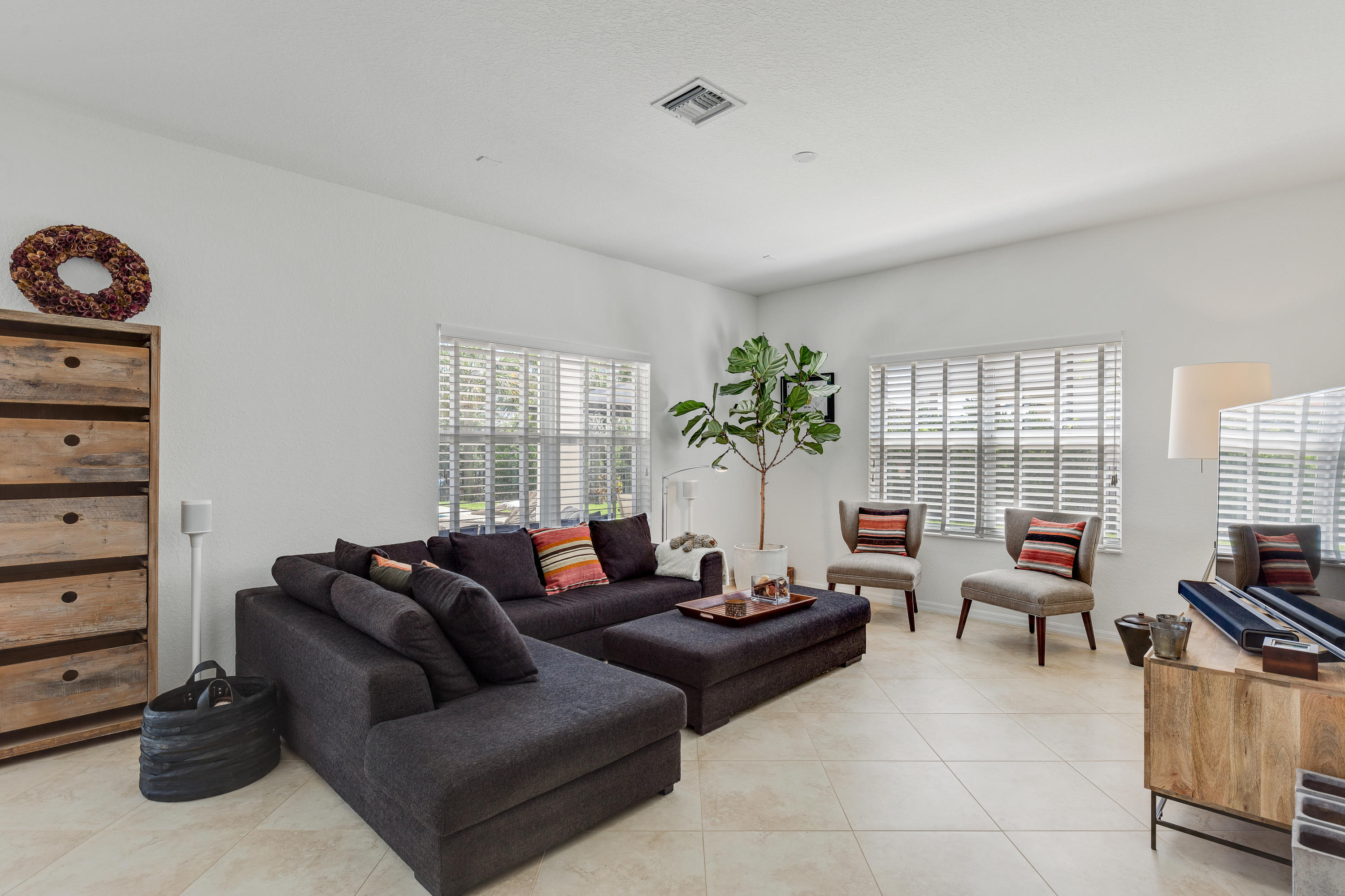 118 Rudder Cay Way Jupiter, FL 33458 - Photo 7 of 33 Family Room