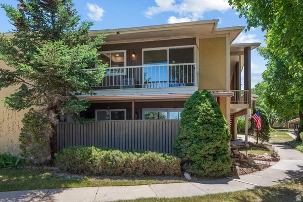 $335,000 | 337 East Peach Lane South, Bountiful, UT 84010