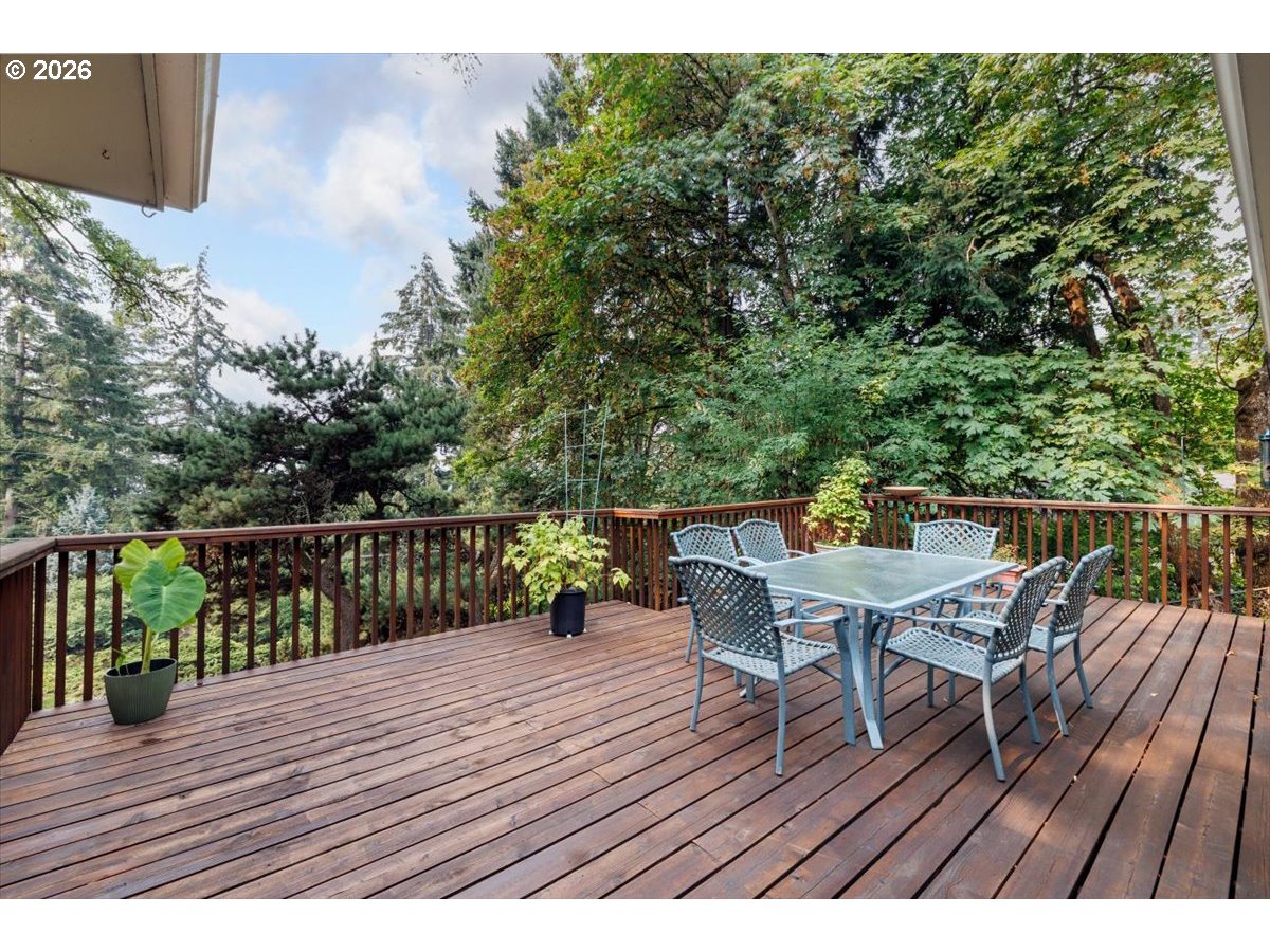 4726 Southwest Patton Road Portland, OR 97221 - Photo 28 of 29 Gallery Image 28