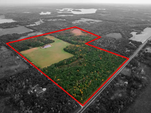 $639,000 | 32619 40th Avenue, Cushing, MN 56443