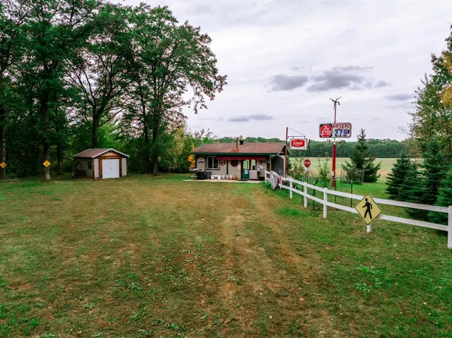 $639,000 | 32619 40th Avenue, Cushing, MN 56443