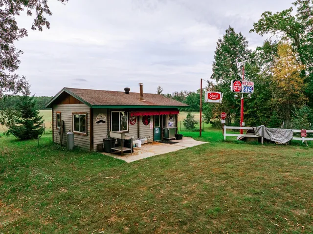 $639,000 | 32619 40th Avenue, Cushing, MN 56443