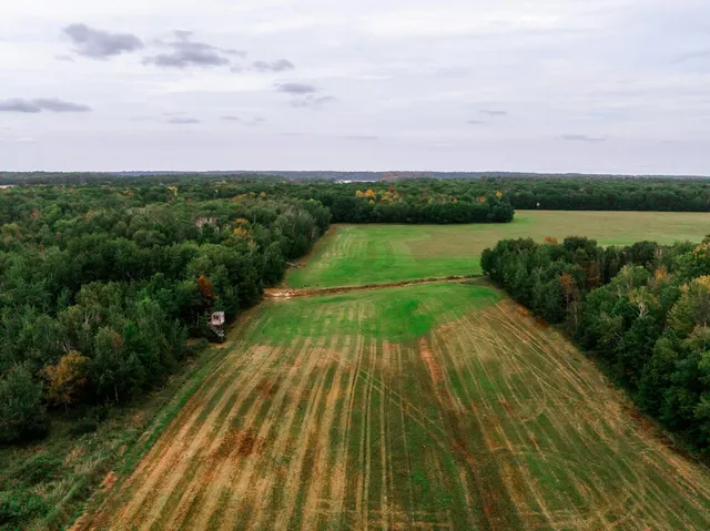 $639,000 | 32619 40th Avenue, Cushing, MN 56443