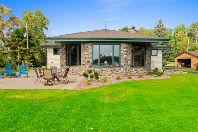 $799,900 | N8070 Tipperary Lane, Crivitz, WI 54114