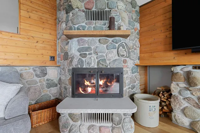 $799,900 | N8070 Tipperary Lane, Crivitz, WI 54114