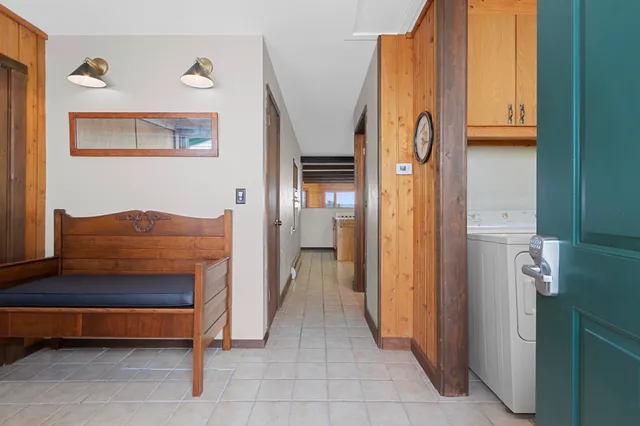 $799,900 | N8070 Tipperary Lane, Crivitz, WI 54114