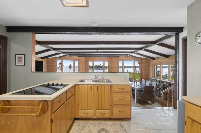 $799,900 | N8070 Tipperary Lane, Crivitz, WI 54114