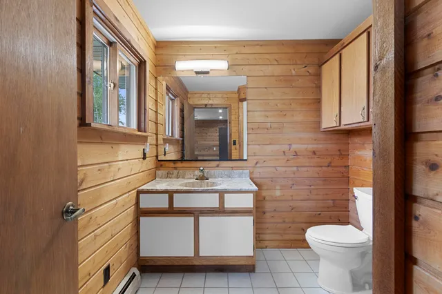 $799,900 | N8070 Tipperary Lane, Crivitz, WI 54114