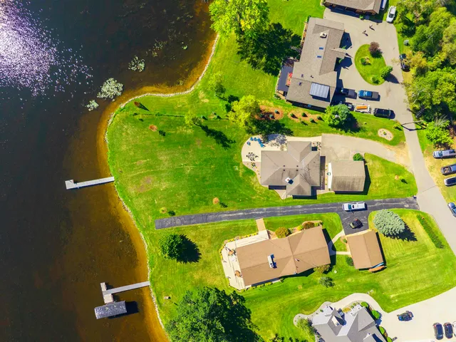 $799,900 | N8070 Tipperary Lane, Crivitz, WI 54114