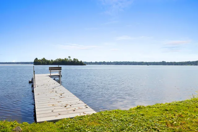 $799,900 | N8070 Tipperary Lane, Crivitz, WI 54114