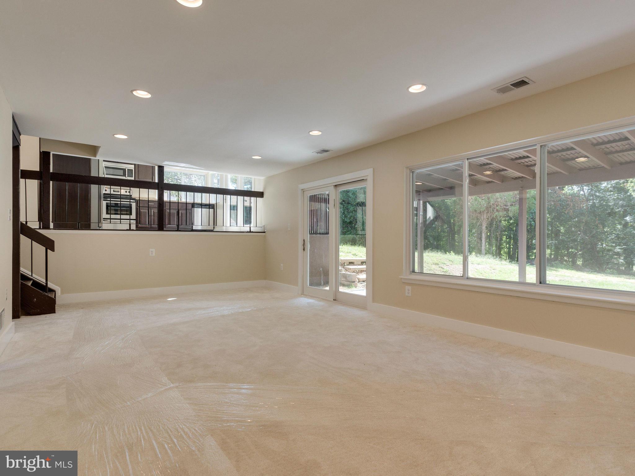 5920 Hall Street Springfield, VA 22152 - Photo 18 of 20 Family Room