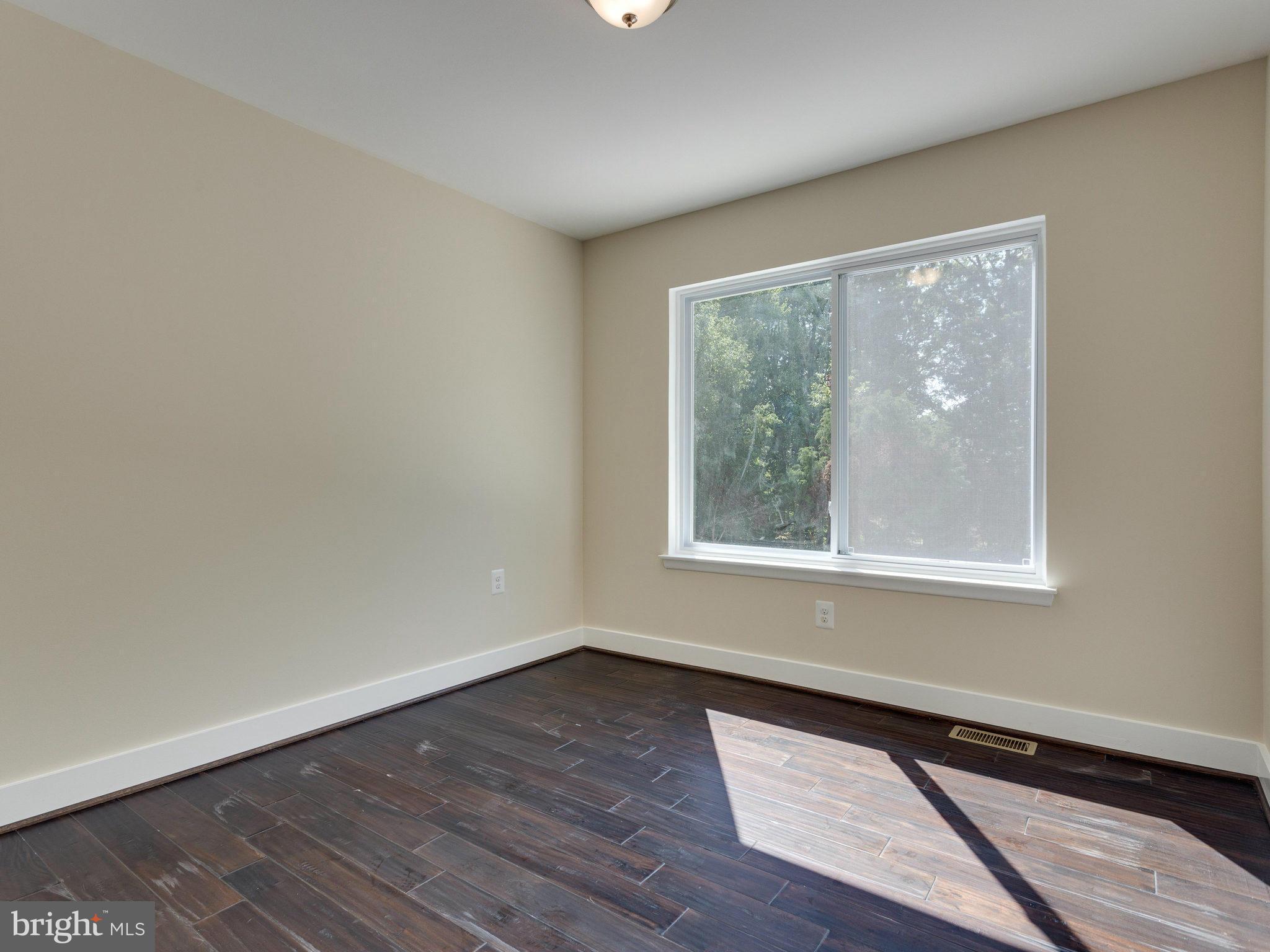 5920 Hall Street Springfield, VA 22152 - Photo 9 of 20 Bedroom