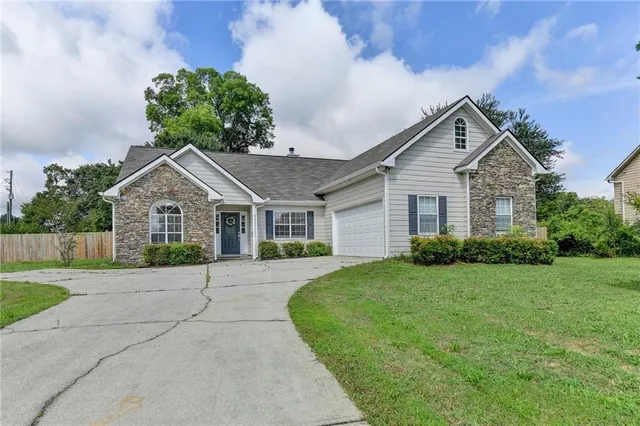 $399,990 | 3573 Plantation Place, Loganville, GA 30052
