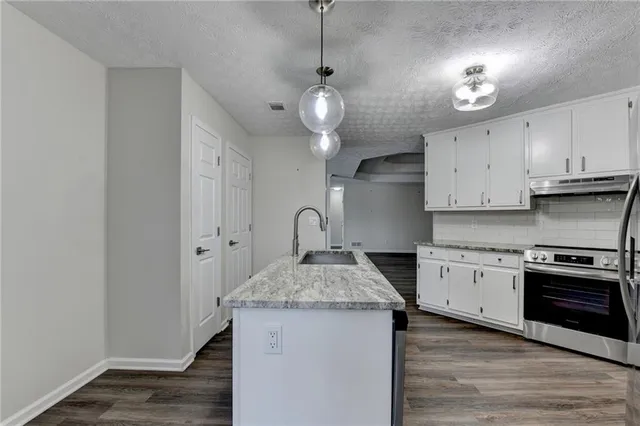 $399,990 | 3573 Plantation Place, Loganville, GA 30052