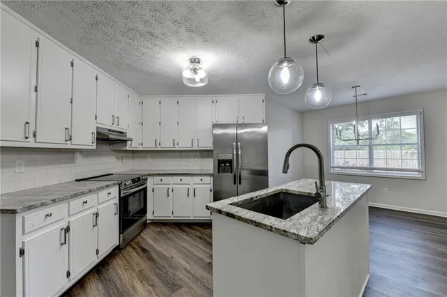 $399,990 | 3573 Plantation Place, Loganville, GA 30052