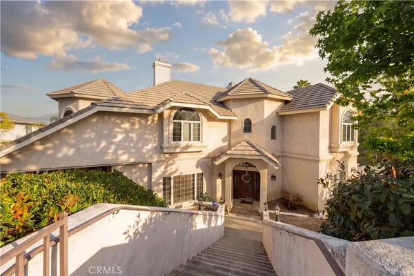 $1,280,000 | 613 East Sunset Drive North, Redlands, CA 92373