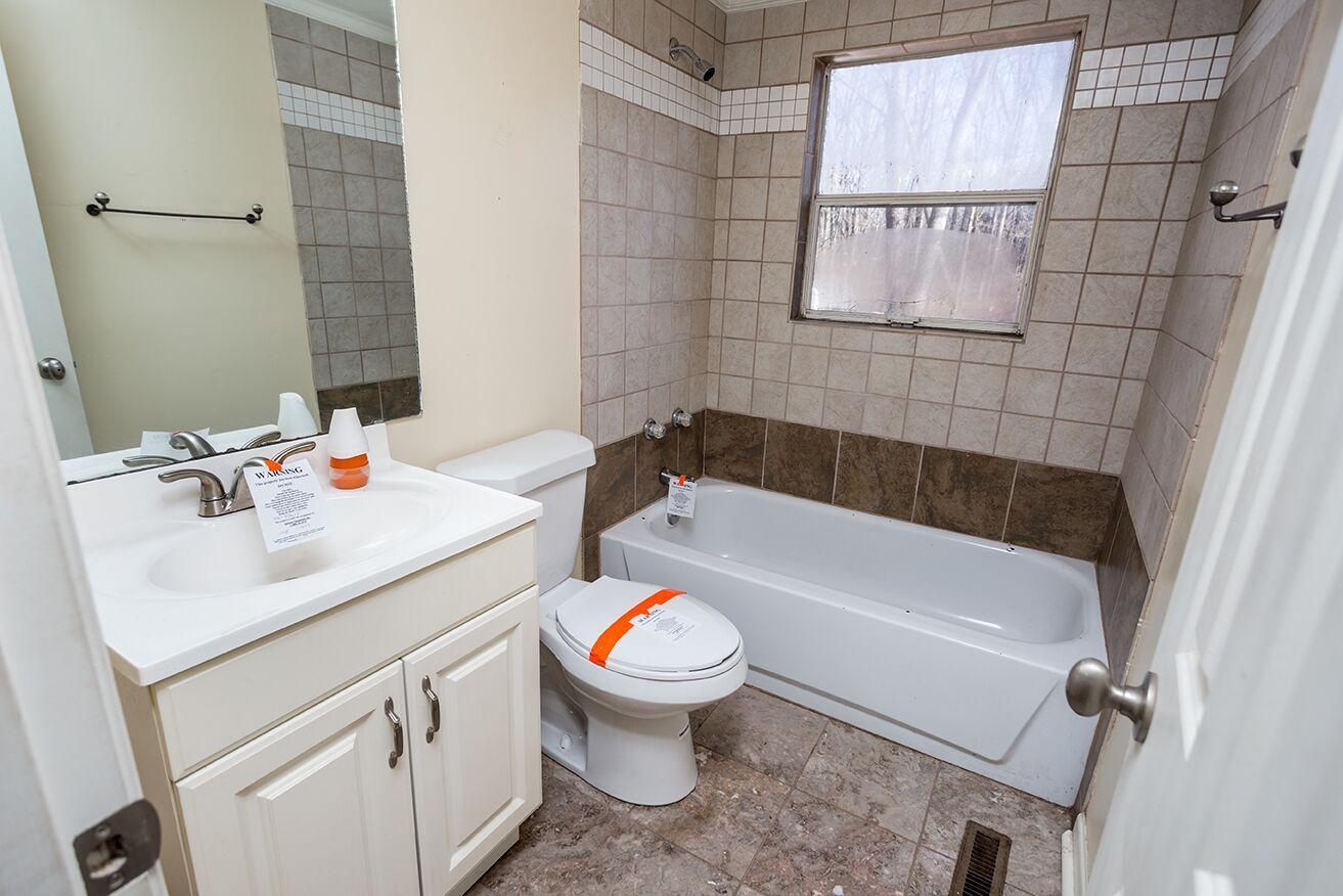 7431 Short Tail Springs Road Harrison, TN 37341 - Photo 13 of 21 bath
