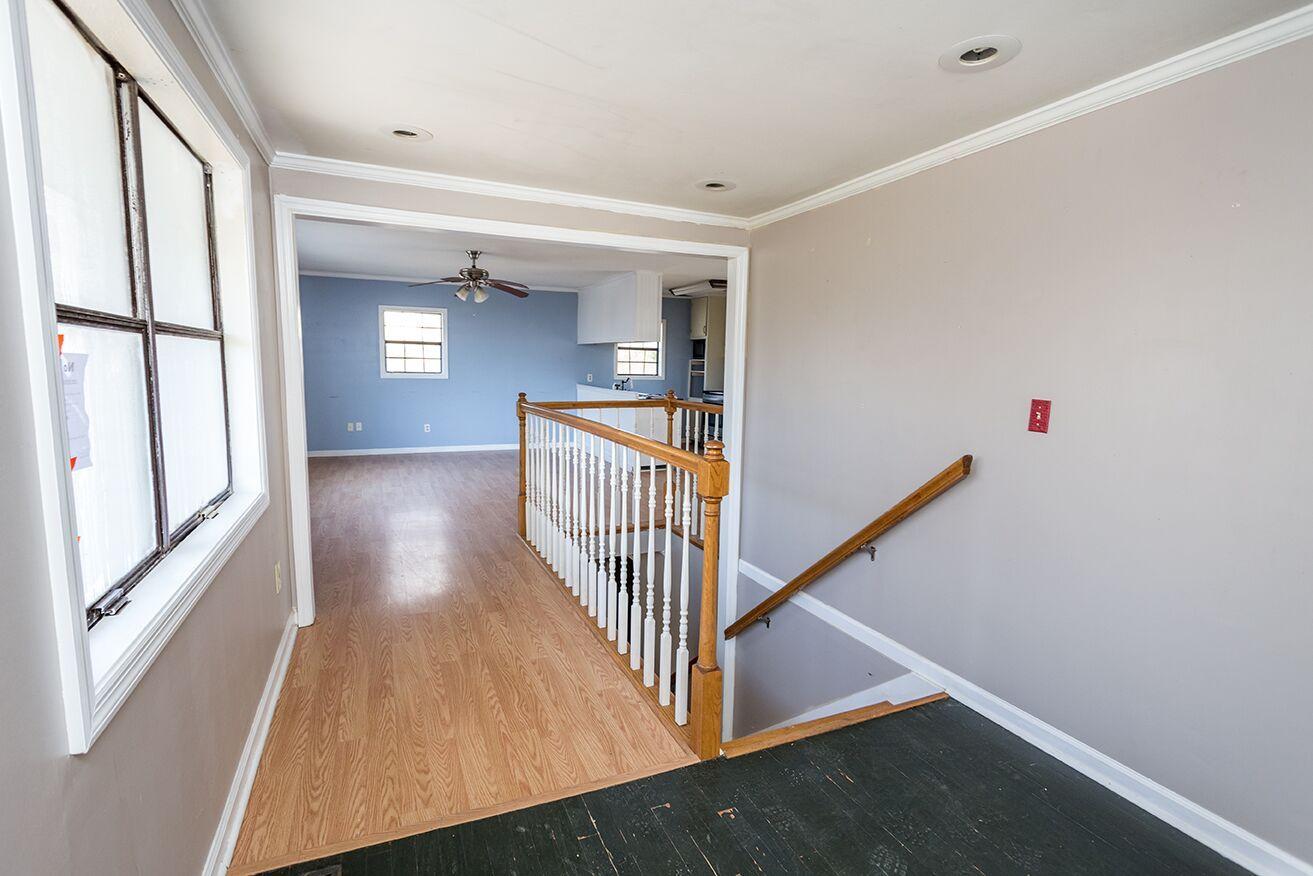 7431 Short Tail Springs Road Harrison, TN 37341 - Photo 2 of 21 foyer