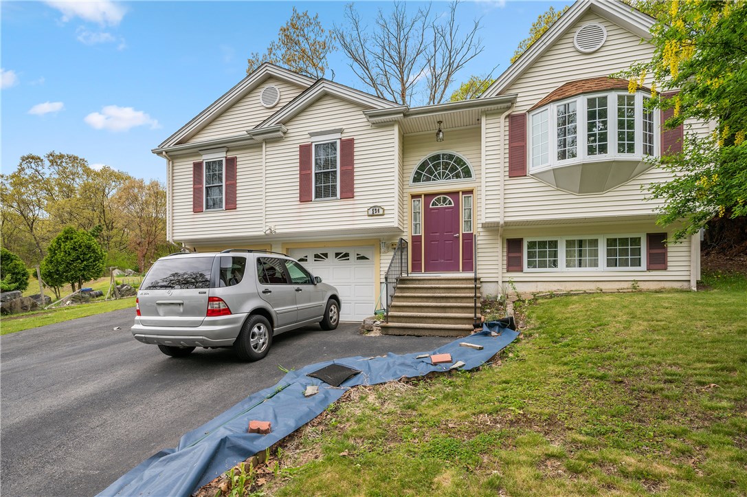536 3rd Avenue Woonsocket, RI 02895 - Photo 1 of 23 Gallery Image 1