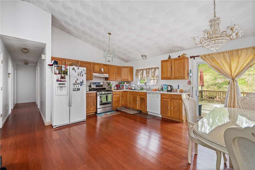 536 3rd Avenue Woonsocket, RI 02895 - Photo 7 of 23 Gallery Image 7