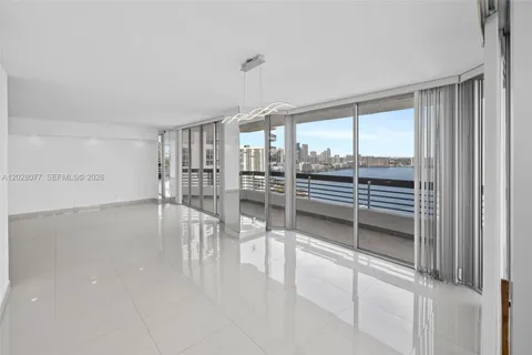 a view of a livingroom with furniture