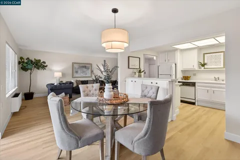 $578,800 | 3410 Tice Creek Drive, Unit 2, Walnut Creek, CA 94595