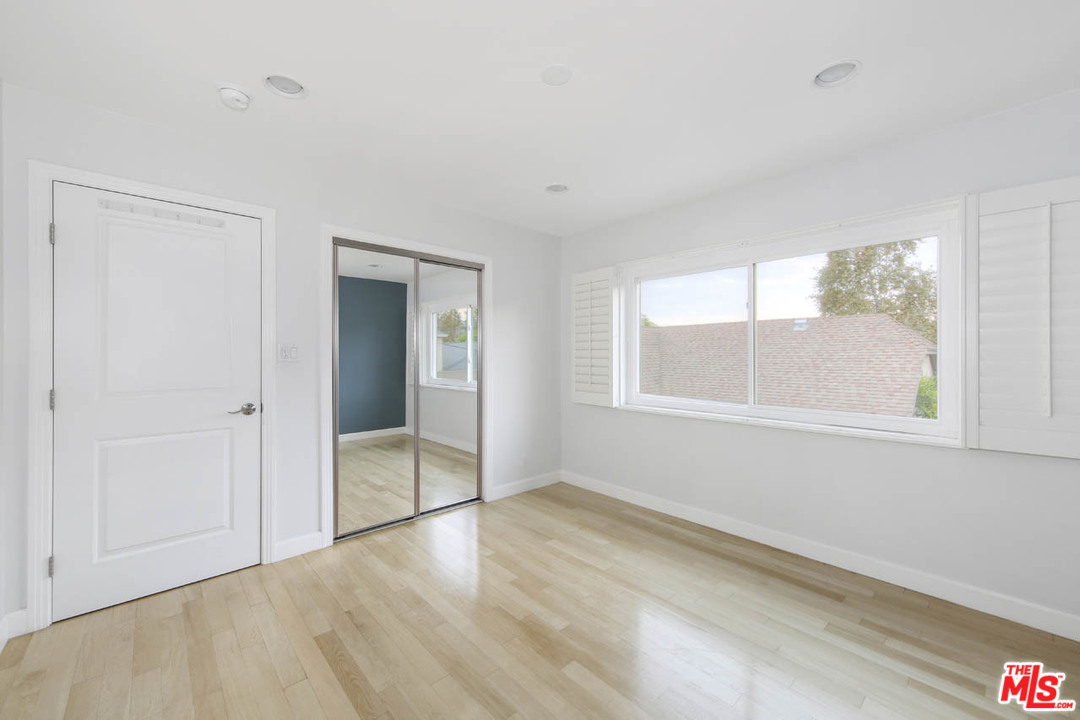 3443 Madera Avenue Los Angeles, CA 90039 - Photo 37 of 46