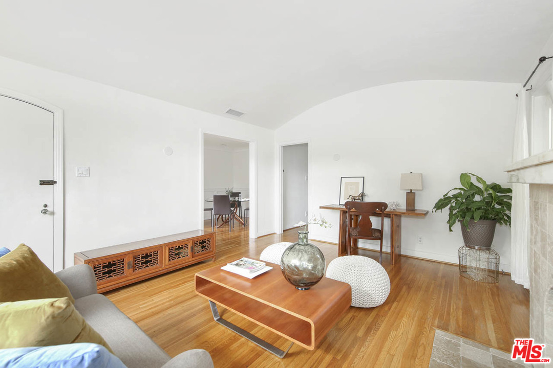 3443 Madera Avenue Los Angeles, CA 90039 - Photo 6 of 46