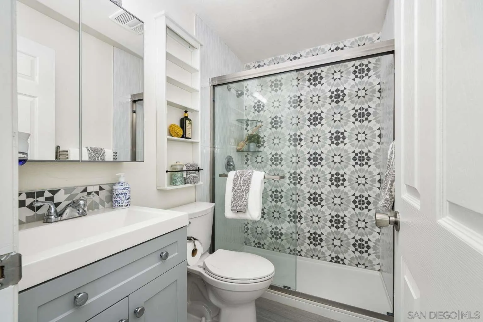 7862 Ruthann Avenue Stanton, CA 90680 - Photo 15 of 30 Gallery Image 15