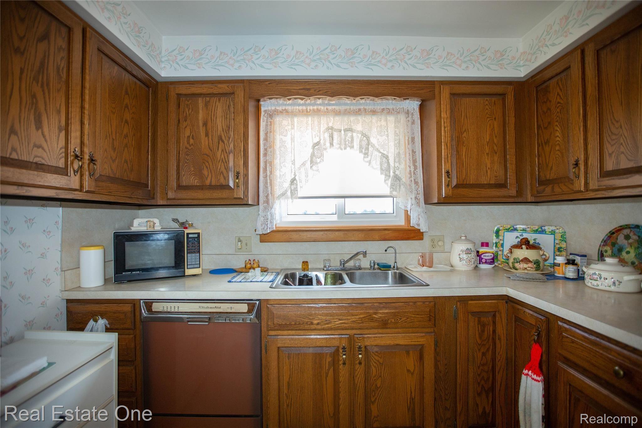 5387 Bricker Road Croswell, MI 48422 - Photo 9 of 26 0S4A4502.jpg