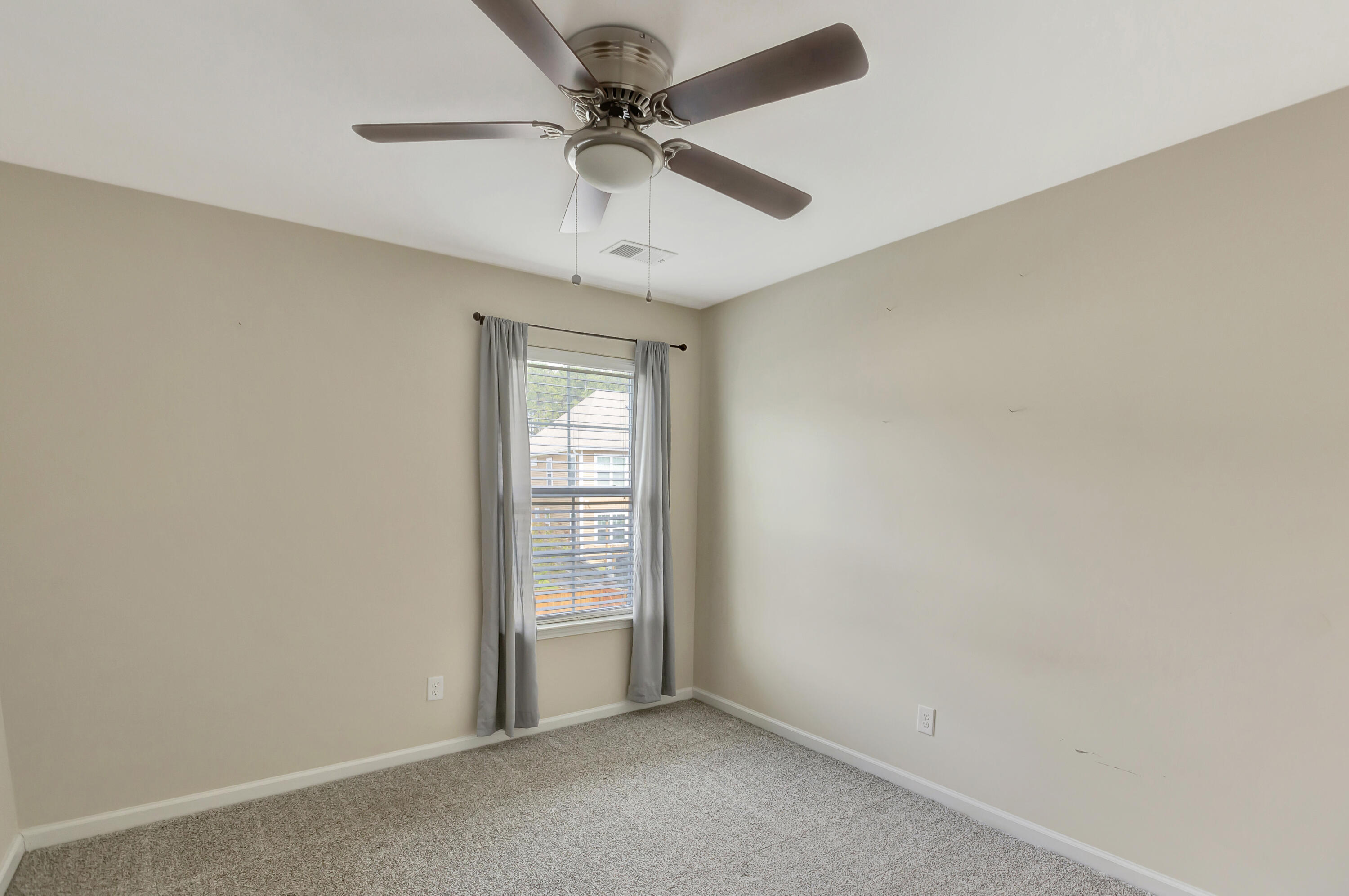 114 Vessey Drive Moncks Corner, SC 29461 - Photo 23 of 38 296A3135