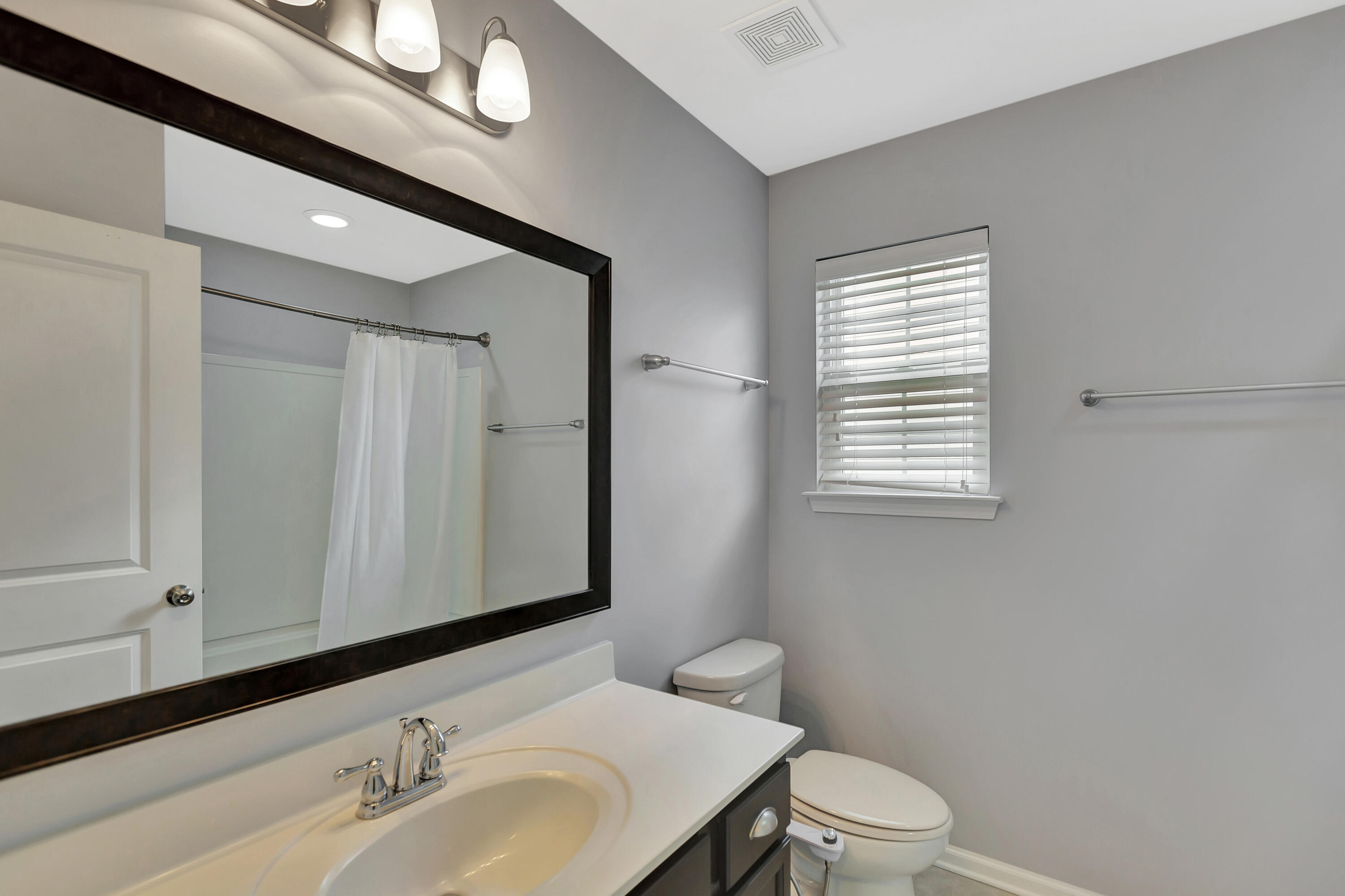 114 Vessey Drive Moncks Corner, SC 29461 - Photo 26 of 38 296A3144