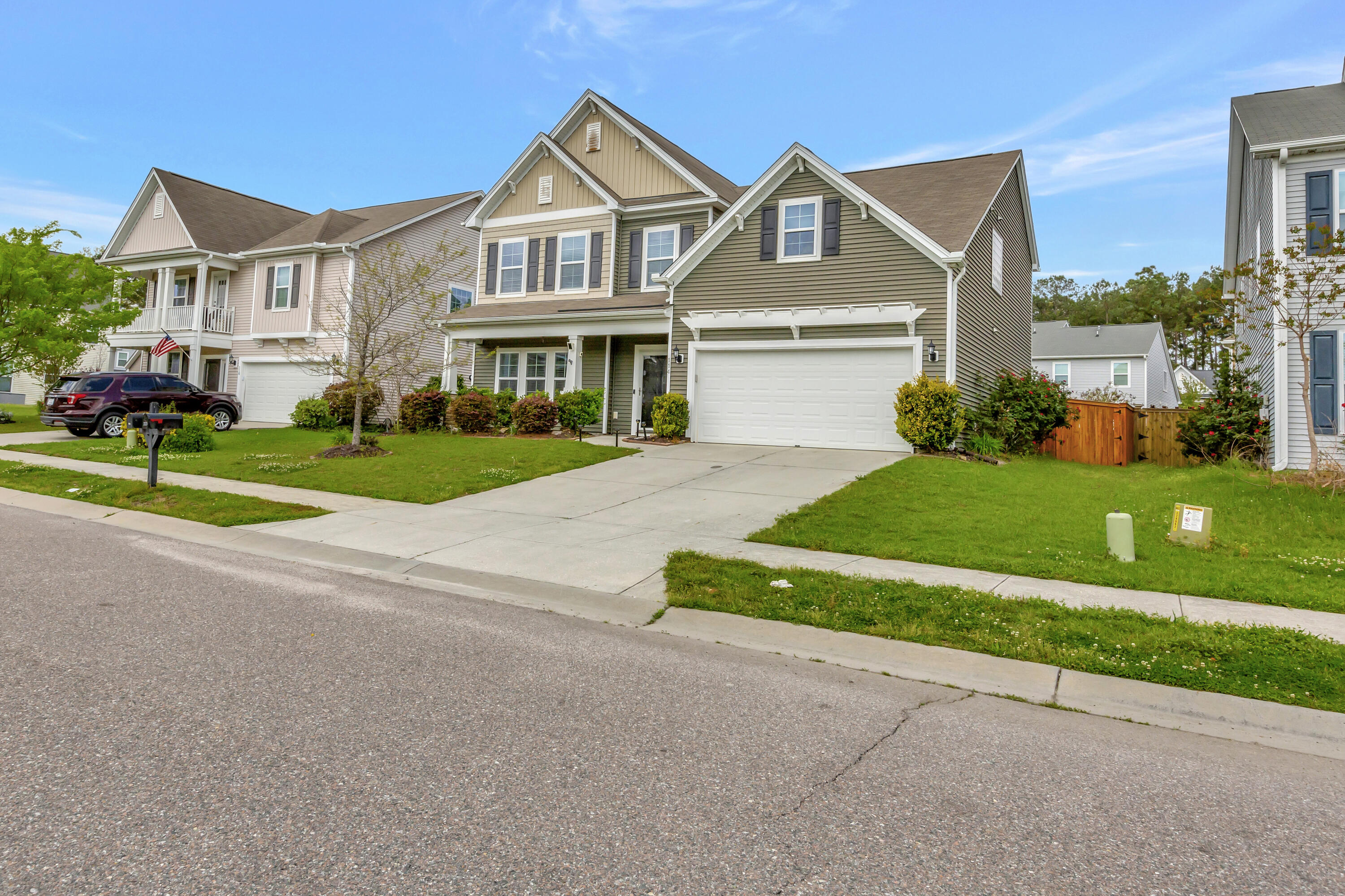 114 Vessey Drive Moncks Corner, SC 29461 - Photo 3 of 38 296A3198