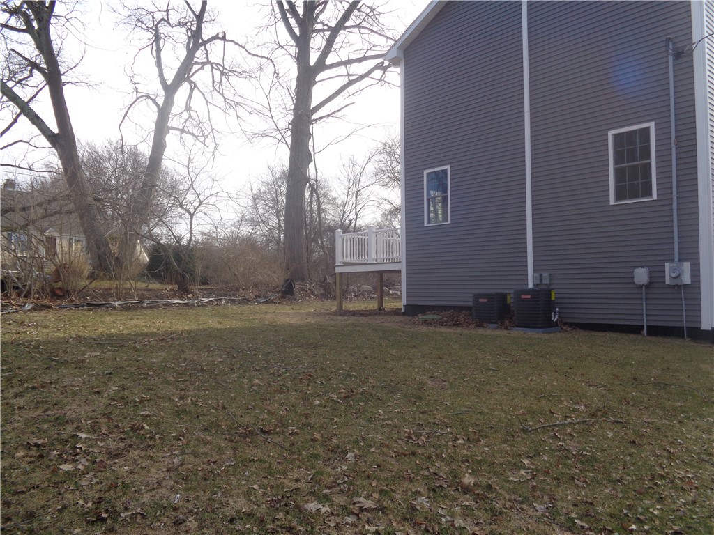 22 Millard Avenue Warwick, RI 02889 - Photo 3 of 31