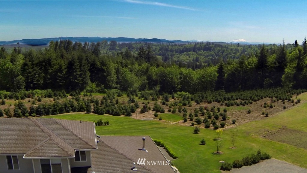 21031 Flumerfelt Road Southeast Centralia, WA 98531 - Photo 4 of 25 Gallery Image 4