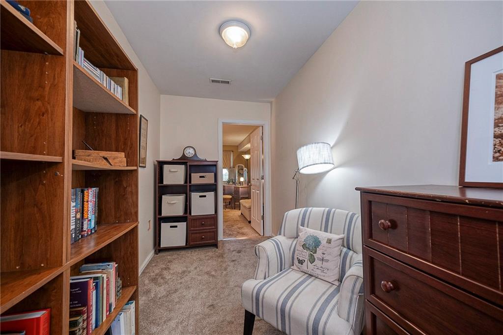 321 Hart Street Houston, PA 15342 - Photo 19 of 28