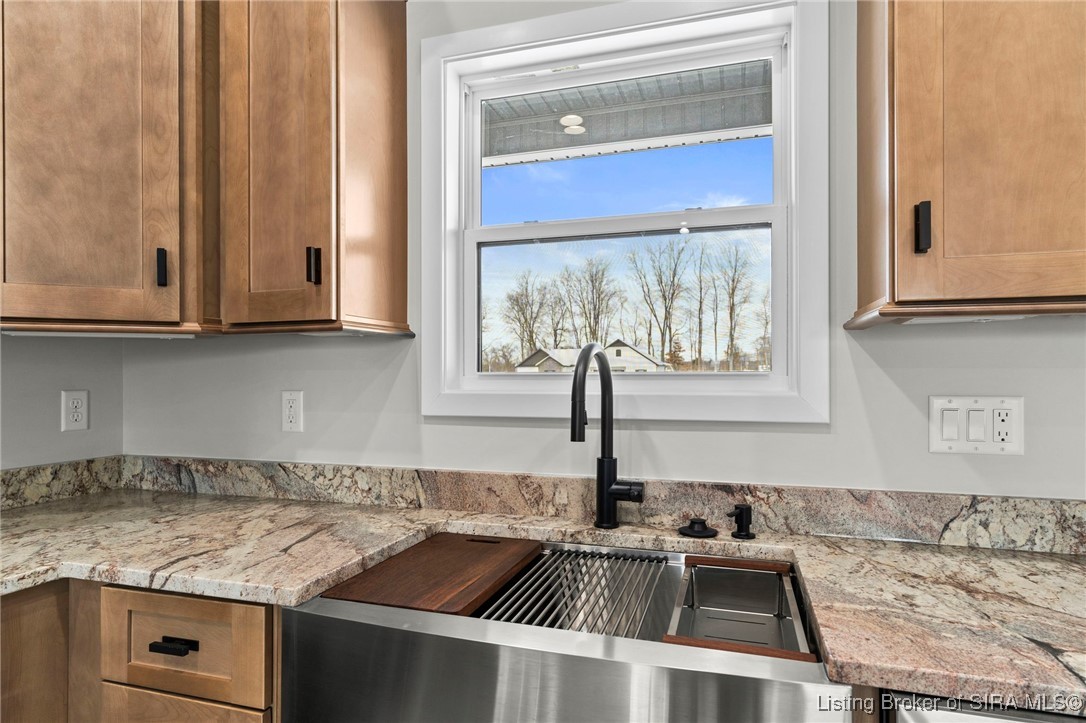 120 West Greene Court Hanover, IN 47243 - Photo 12 of 32